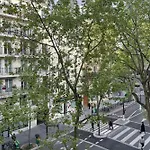 Bright And Charming 40 M Apartment