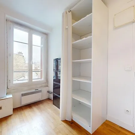 Bright And Charming 40 M Apartment *